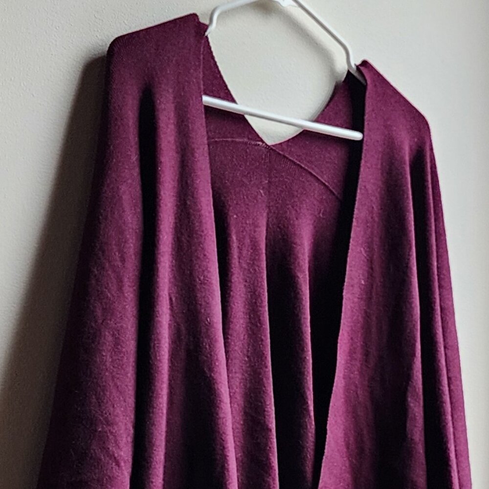 NWT Puli Purple Open Cape Style Sweater One Size - Picture 2 of 15